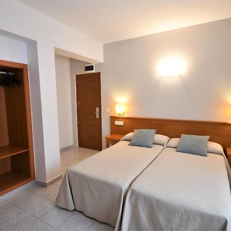 Hostal Mallorca San Antonio  Exterior photo
