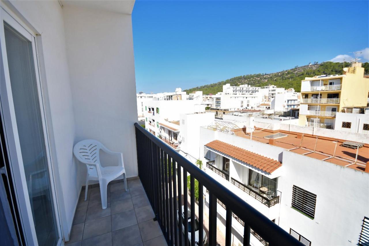 Hostal Mallorca San Antonio  Exterior photo