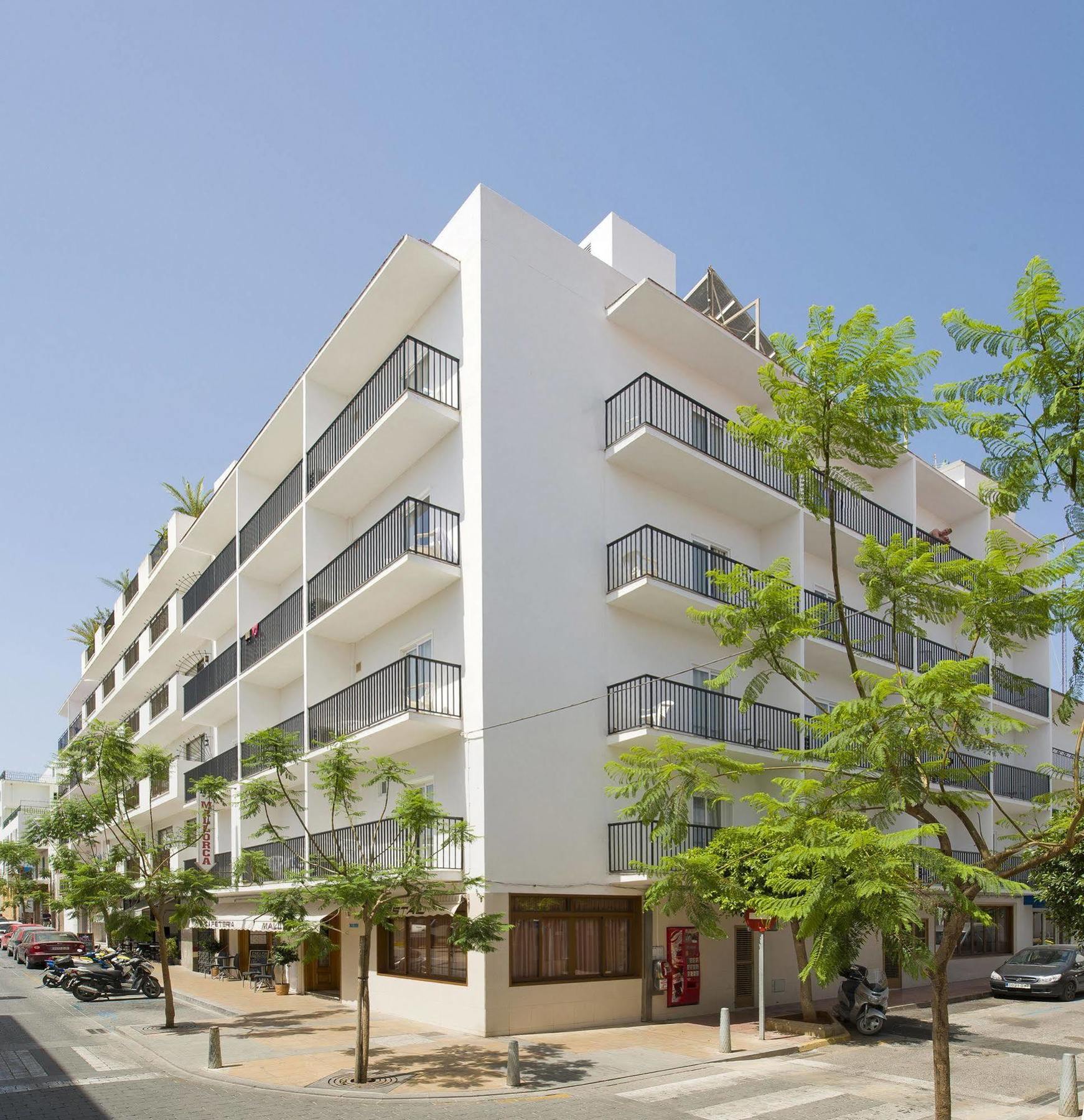 Hostal Mallorca San Antonio  Exterior photo